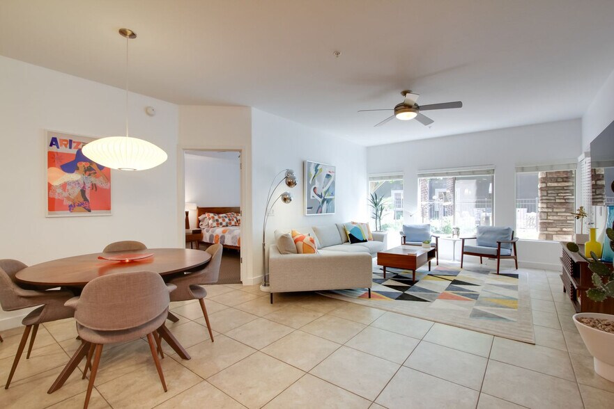 Building Photo - 5350 E Deer Valley Dr