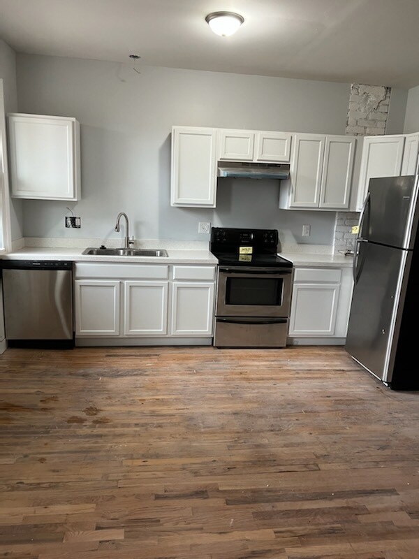 kitchen - 222 Kenilworth St