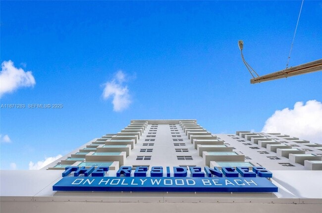 Building Photo - 3000 S Ocean Dr