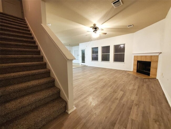 Building Photo - 17909 Maxa Dr