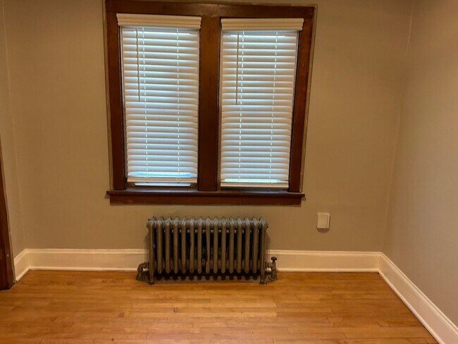 Building Photo - 2445 N 50th St