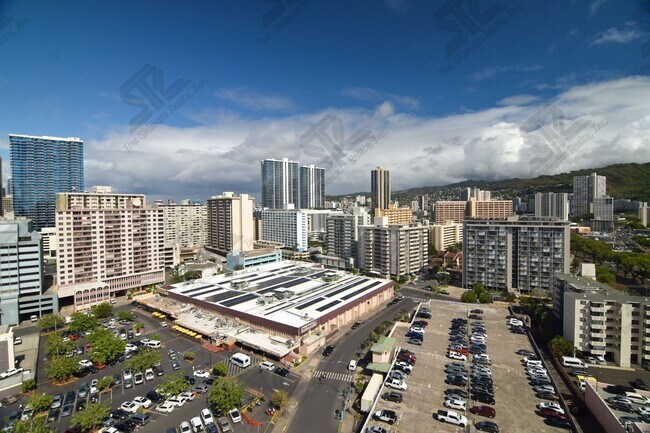 Primary Photo - Life on the 19th Floor