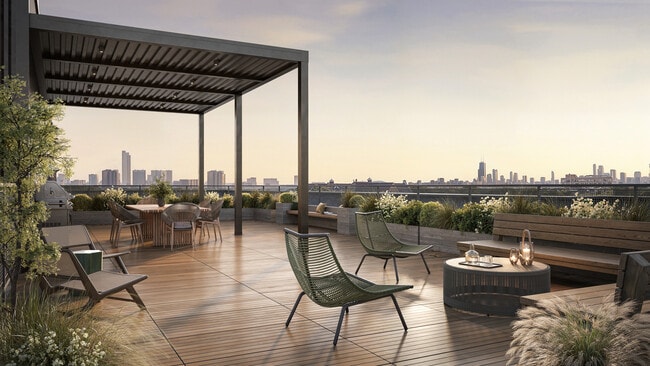 Roof Top Deck - Five Points Lakeview