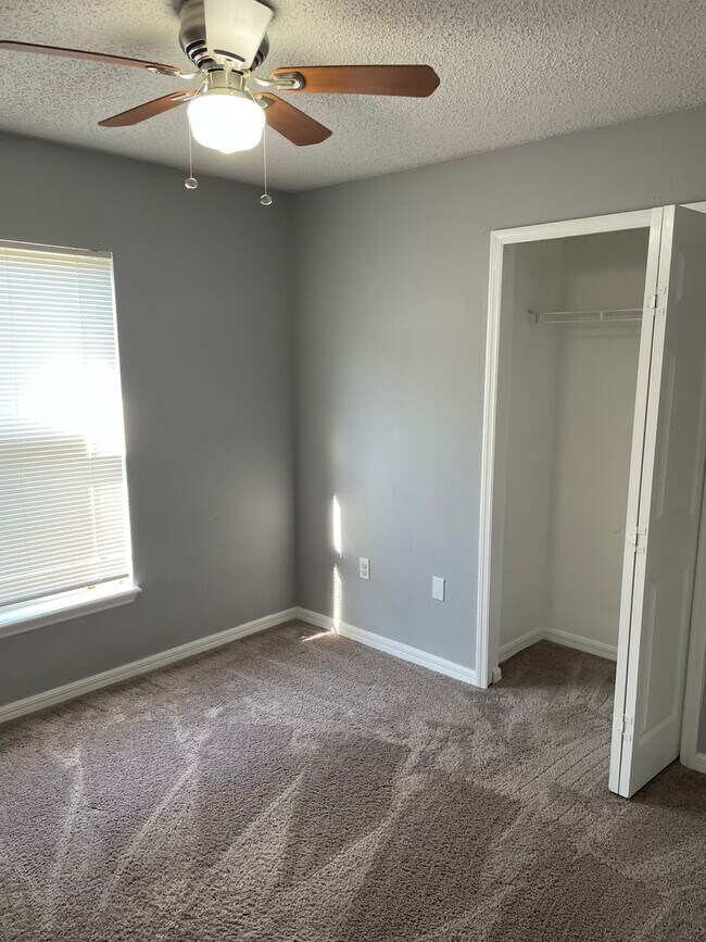 Building Photo - Quiet & Cozy Wesley Chapel Home with Great Yard – $1,850/mo