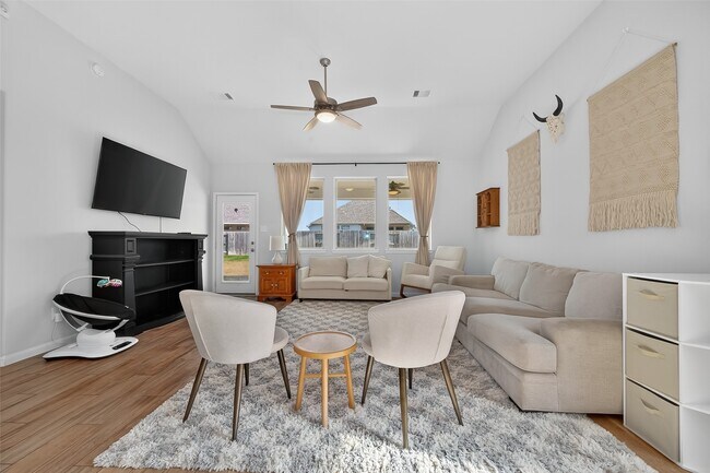 Building Photo - 19403 Filly Chase Ct