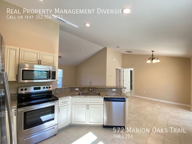 Building Photo - 572 Marion Oaks Trail