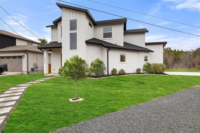 Building Photo - 18200 Fair Ln