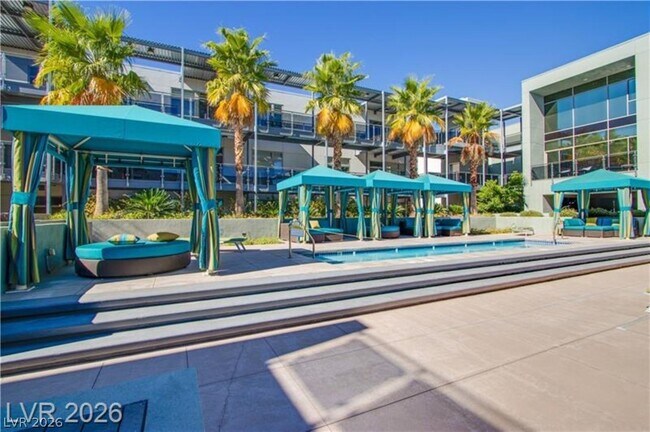 Building Photo - 8925 W Flamingo Rd