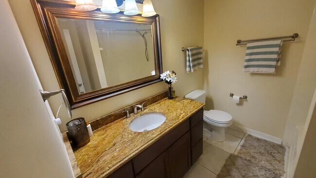 Building Photo - 12233 Armenia Gables Cir