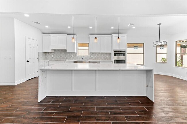 Building Photo - 30108 Hacienda Ln