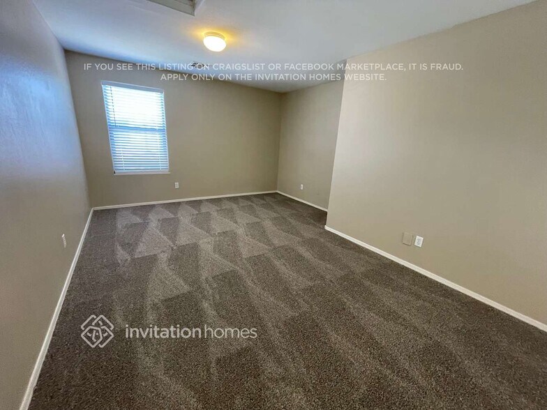 Building Photo - 3716 W Darrow St