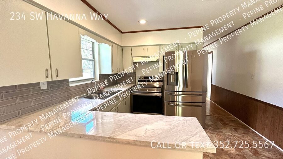 Building Photo - 234 SW Havanna Way