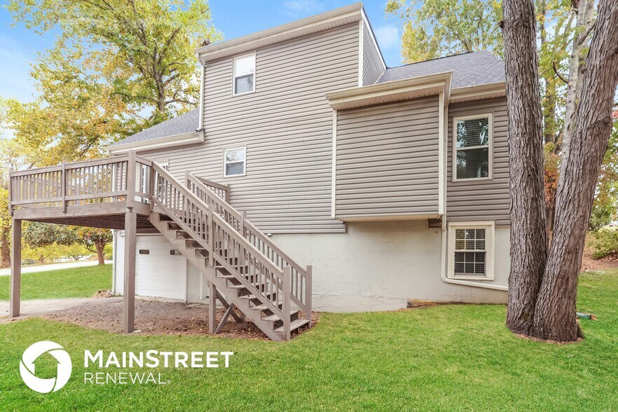 Building Photo - 315 Sunrise Cir