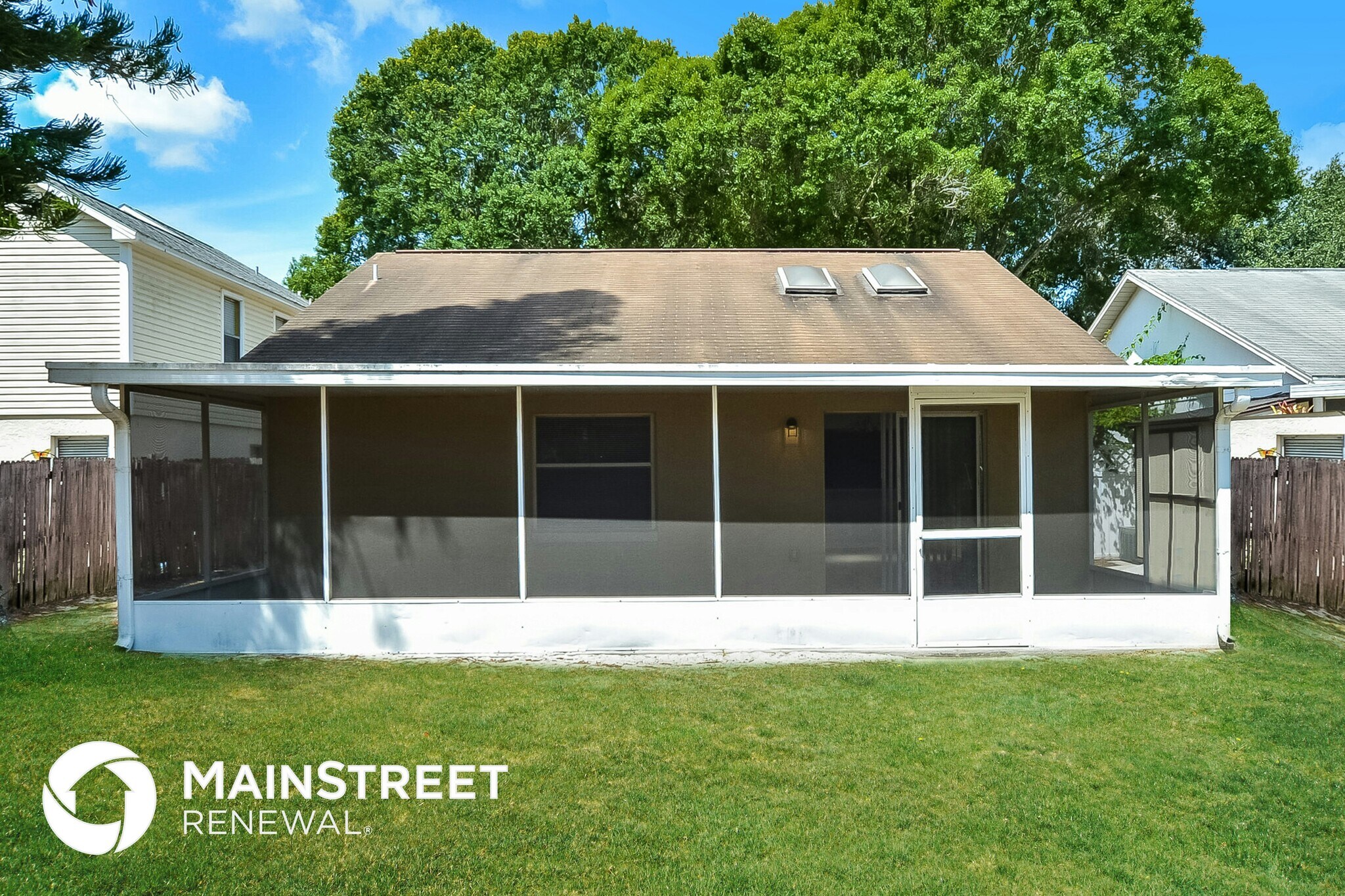 Building Photo - 3028 Winchester Dr