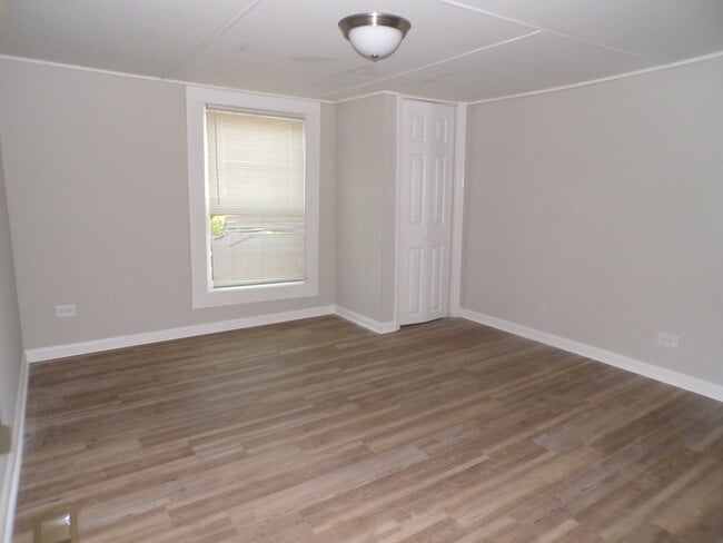 Building Photo - 3314 Avenue C