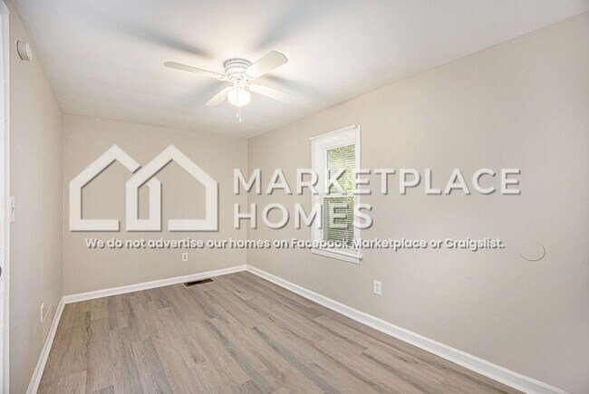 Building Photo - 8242 Jackson Ave