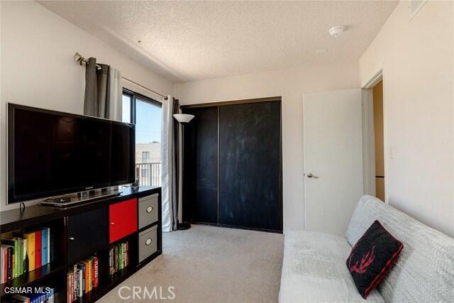 Building Photo - 21040 Parthenia St