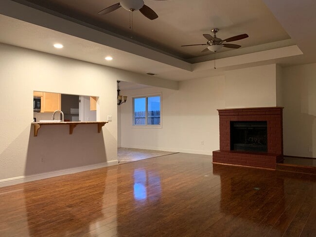 Building Photo - GRANITE BAY ~ HOME FOR RENT!