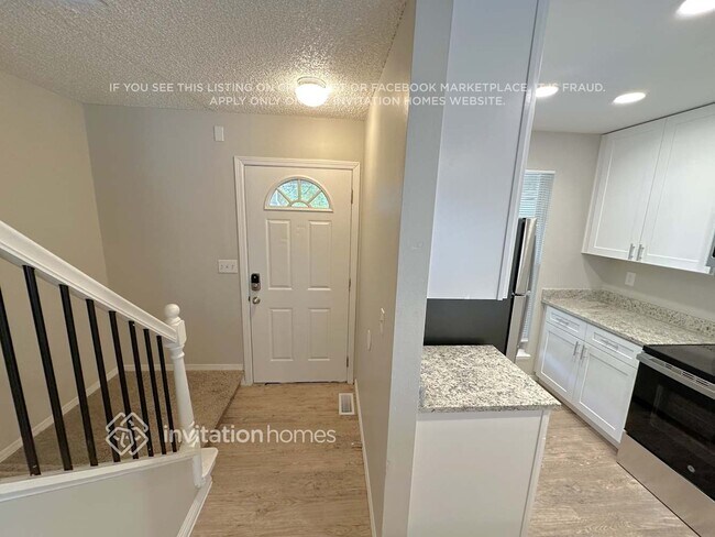 Building Photo - 12053 Ivanhoe Cir