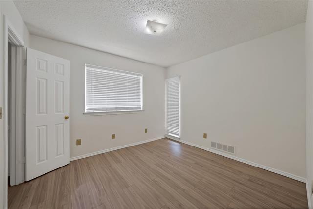 Building Photo - 4316 Hartford Dr
