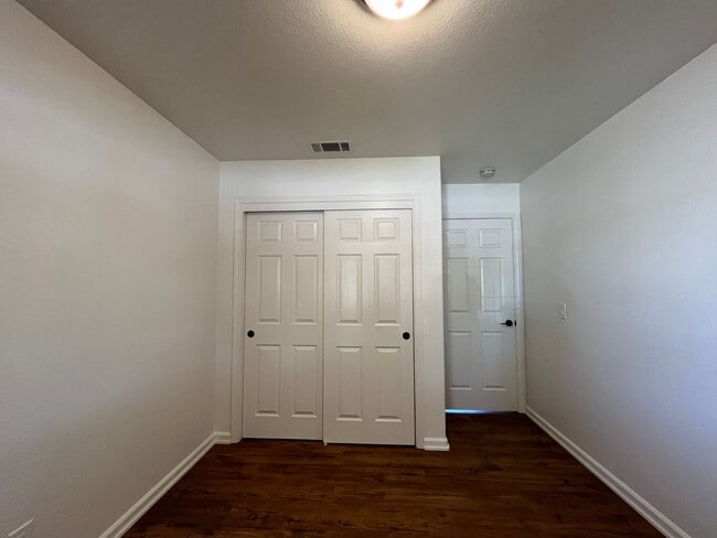 Building Photo - 1665 Aldo Way