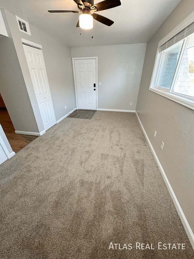 Building Photo - 2107 Preuss Rd