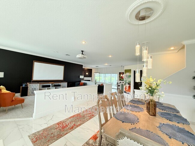 Building Photo - 2929 Wilderness Blvd W