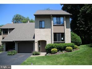 Building Photo - 71 Golf Club Dr