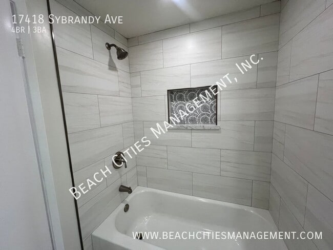 Building Photo - 17418 Sybrandy Ave