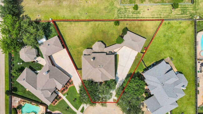 Building Photo - 4230 Waterwood Dr