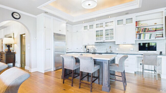 Building Photo - 3225 W Dry Creek Rd