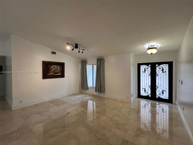 Building Photo - Southwest 143rd Place, Miami, FL 33175 - 4...