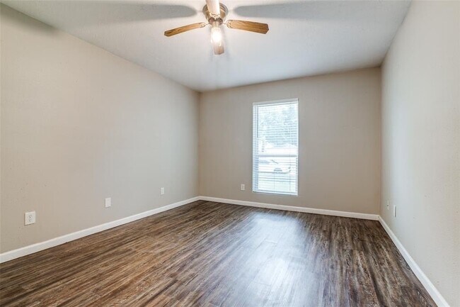 Building Photo - 22707 Bridgewater Dr