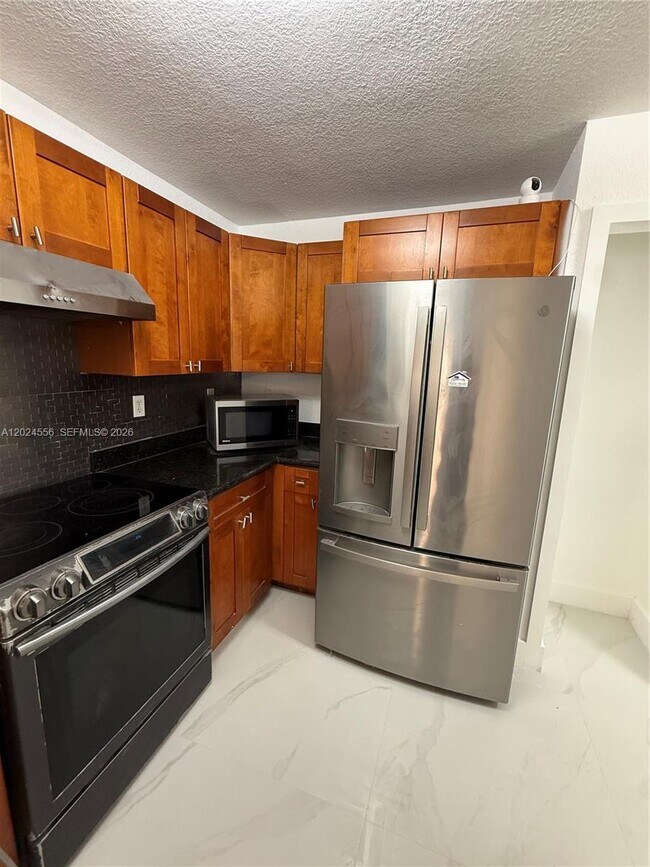 Building Photo - 14816 SW 104th St