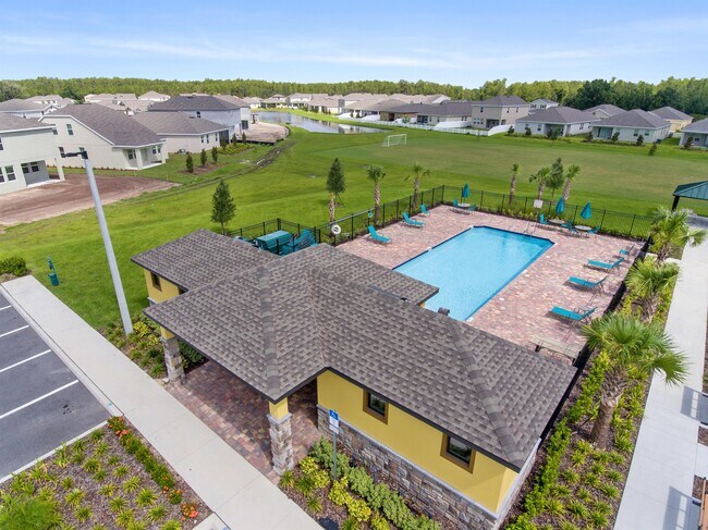 Building Photo - 4410 Seven Canyons Dr
