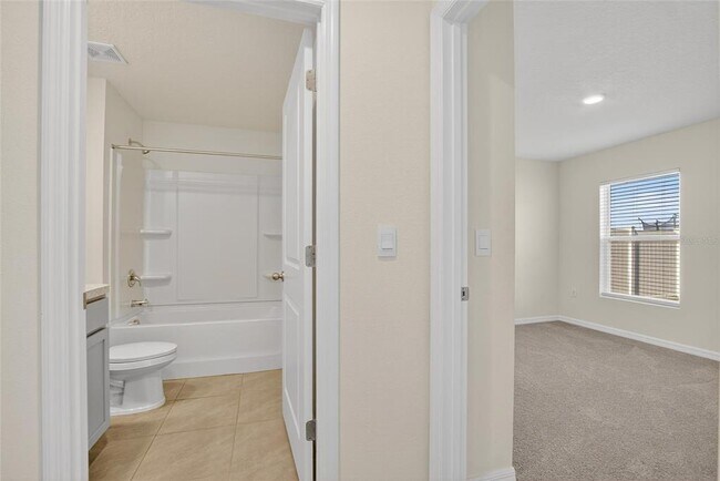 Building Photo - 3288 Silver Date Dr