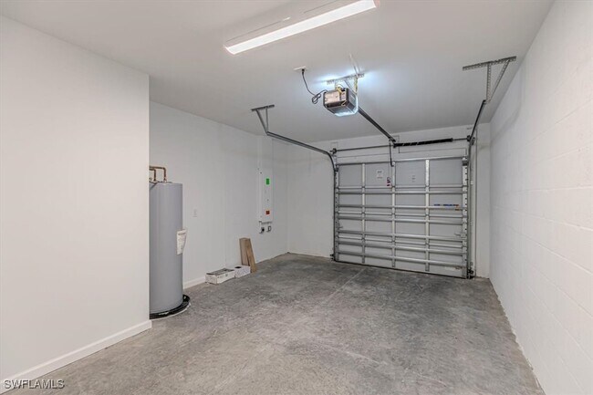 Building Photo - 27842 Solis Grande Dr