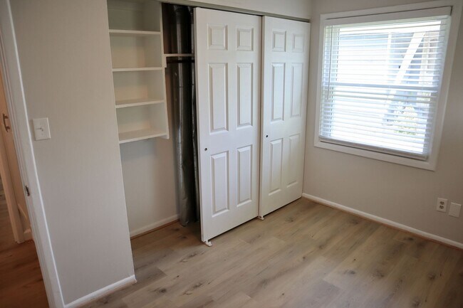 Building Photo - Lovely Single Family Home in Rockville