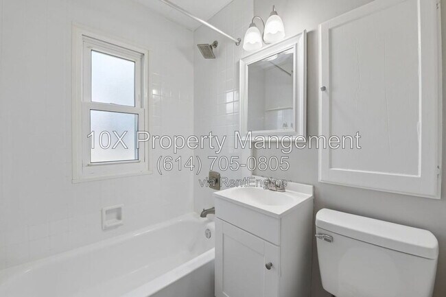 Building Photo - 4493 St Ann Ln
