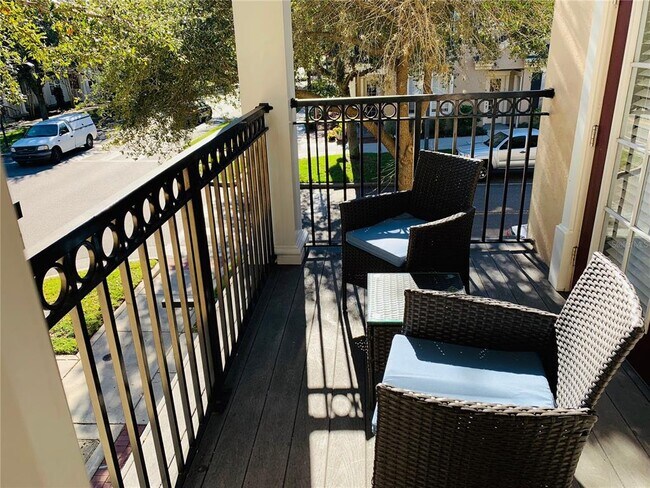 Building Photo - 1400 Lake Baldwin Ln