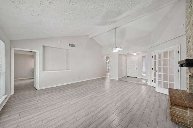 Building Photo - 13923 Ludgate Pass