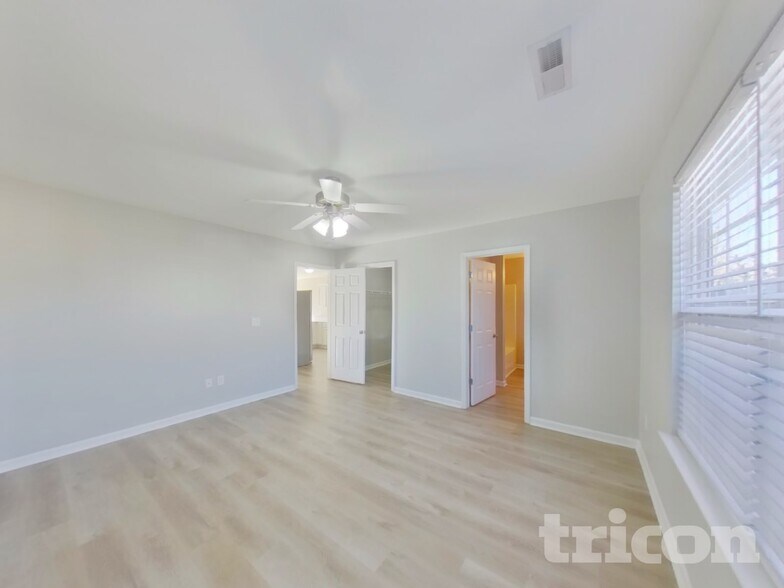 Building Photo - 257 Waxberry Ct
