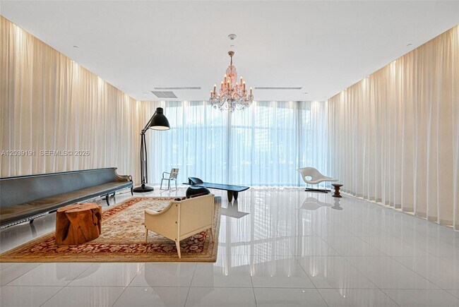 Building Photo - 475 Brickell Ave