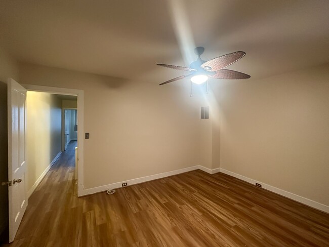Building Photo - Charming 3Bed/1.5Bath in Hampden