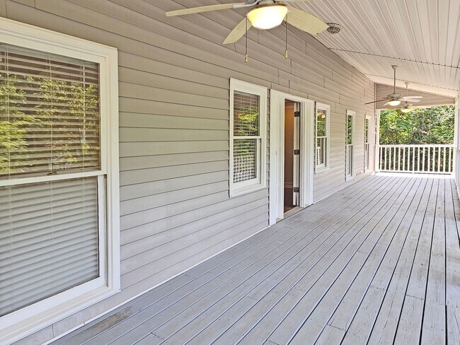 Building Photo - COMING: Spacious East Cobb Cape Cod with Main-Level Primary Suite & 3-Car Garage