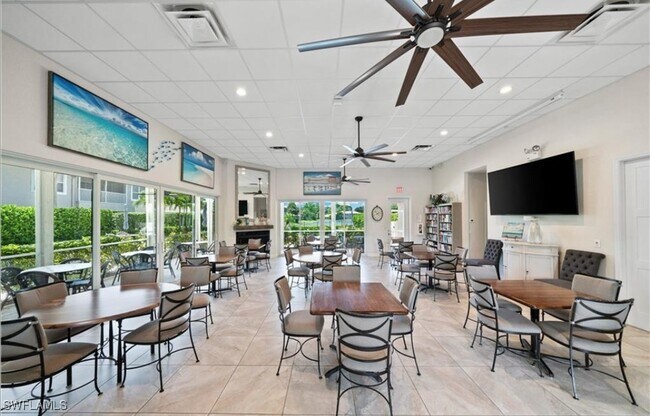 Building Photo - 306 Emerald Bay Cir