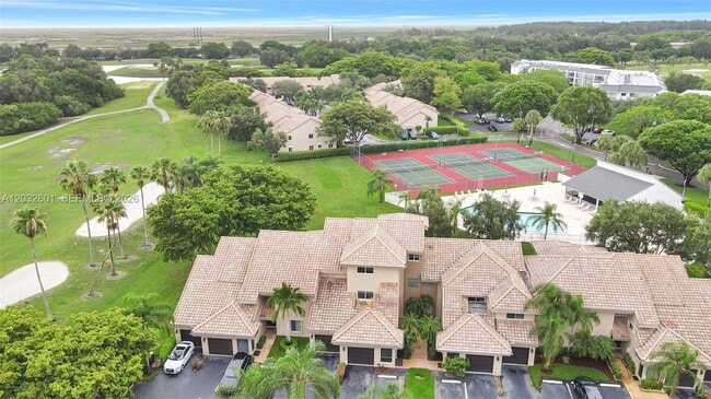 Building Photo - 16339 Malibu Dr