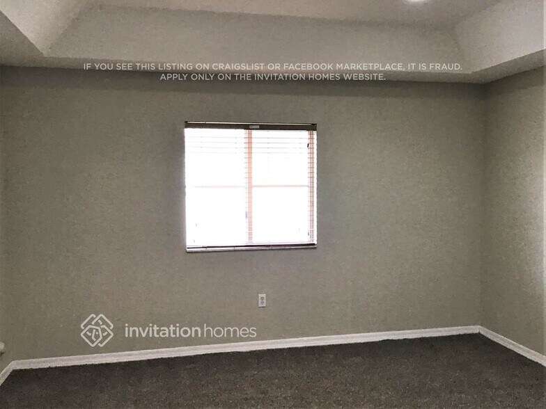 Building Photo - 8910 SW 220th Ln