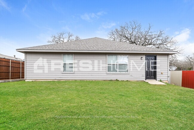Building Photo - 12416 Fish Rd