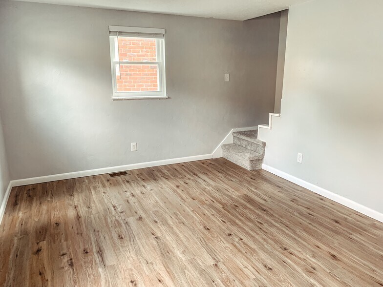 Building Photo - 3837 Delco Rd